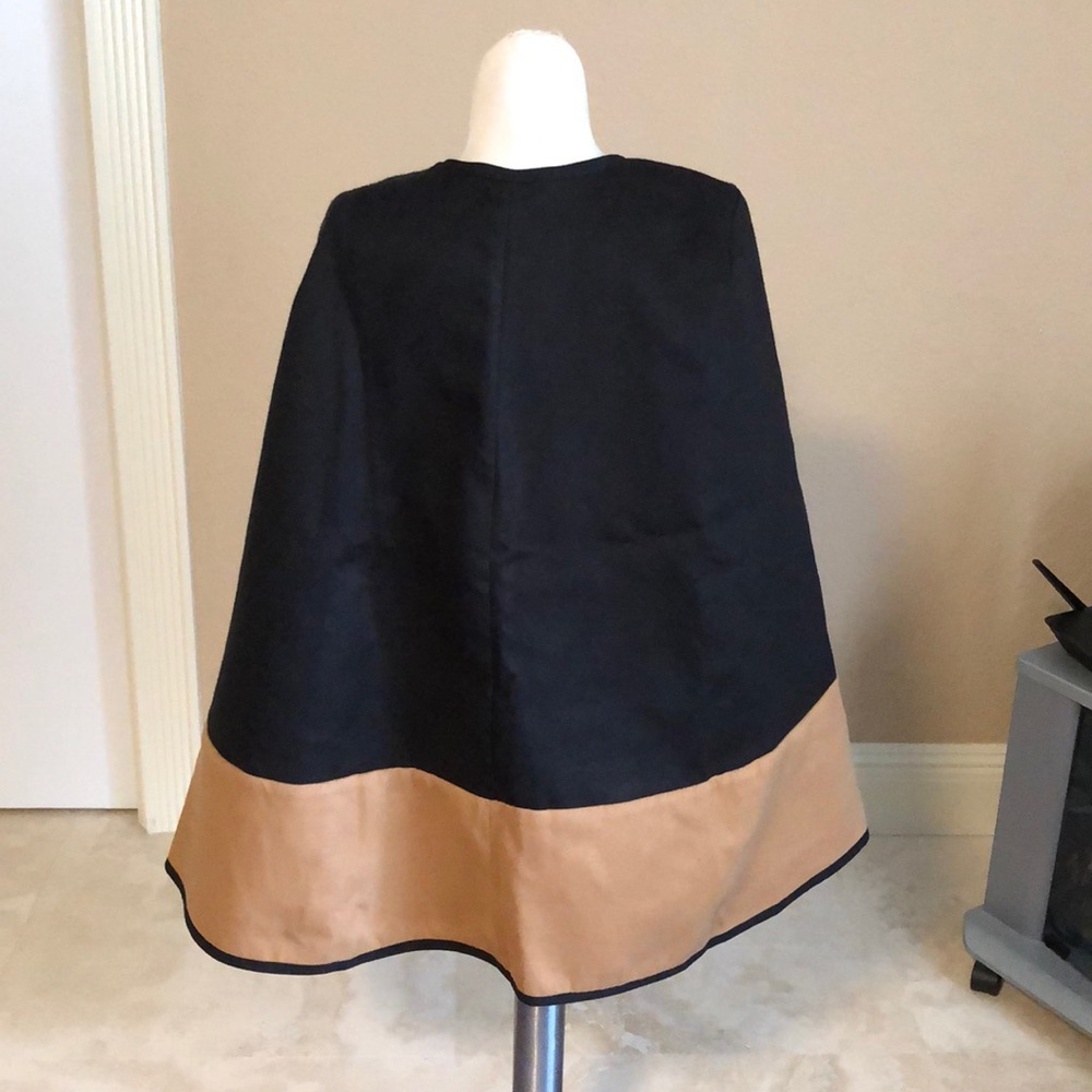 Shein Cape - Picture 3 of 7